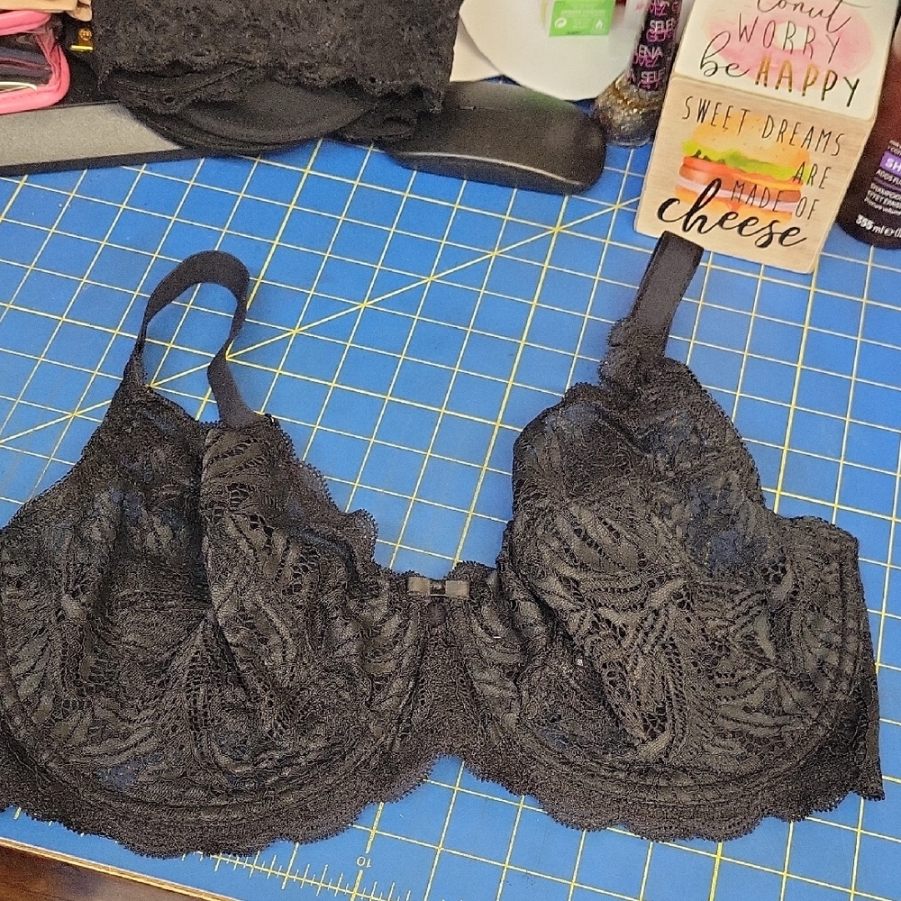 Felina Tempting Lace Bra Black 36DDD NWOT